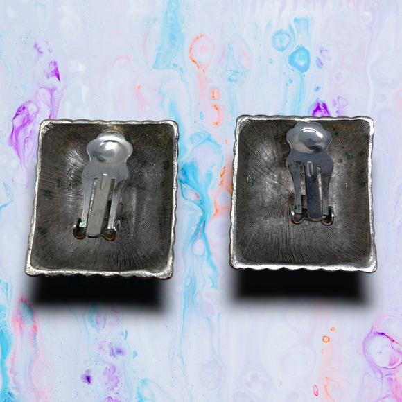 Vintage 1980's Oversized Silver Tone Hatched Square Earrings Clip On Mogul - Picture 2 of 5